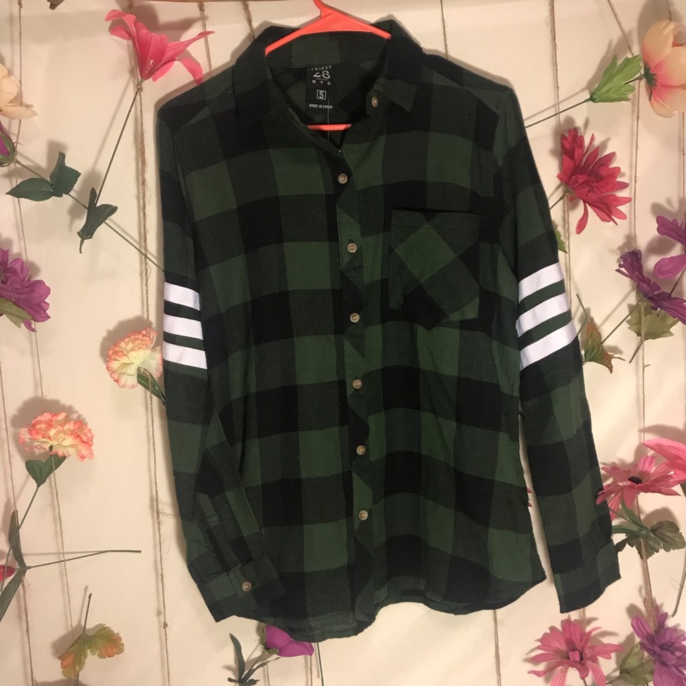 Project 28 NYC | Green and Black Plaid Long Sleeve